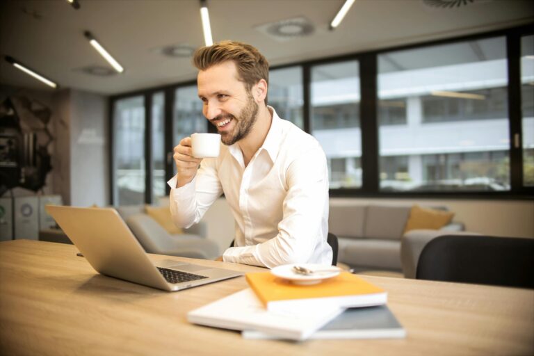 Online boekhouden met een vertrouwde adviseur: professionele administratie als fundament voor gezonde bedrijfsvoering